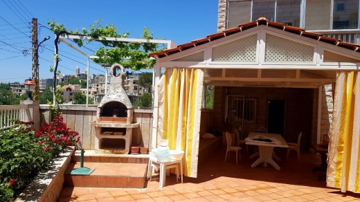 Fully Renovated Building for Sale in Faytroun — 2