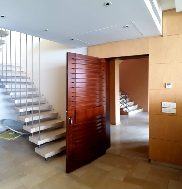 High - End Duplex for Sale in Tabarja with a Beautiful Terrace — 2