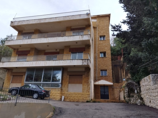 Villa With Open View for Sale in Kfour — 4
