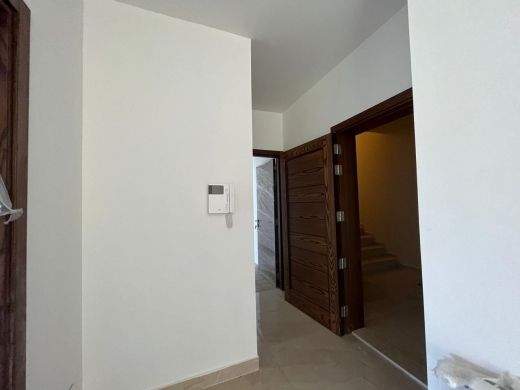 High-End Apartment for Sale in Haret Sakhr with Big Terrace — 12