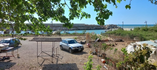Land for Sale in Okaybe "Pieds dans L'eau" with an Old Traditional House