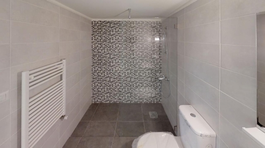 High-End Spacious Apartment for Sale in Kfarhbeib with Garden — 5