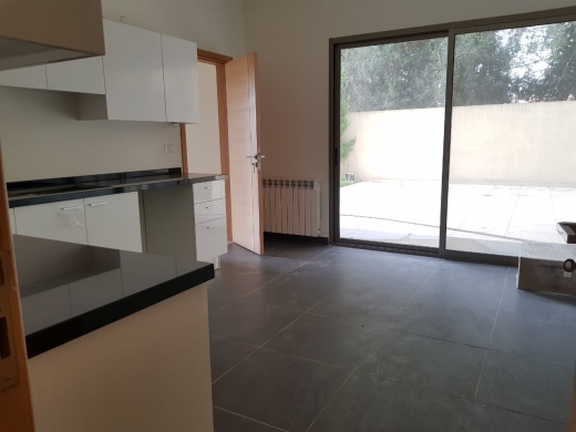 High-End Spacious Apartment for Sale in Kfarhbeib with Garden — 4