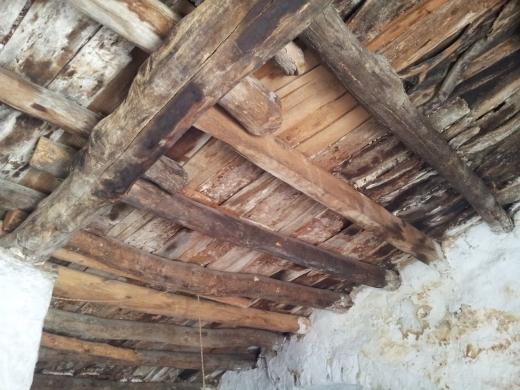 Land With An Old House For Sale in Ghazir — 11