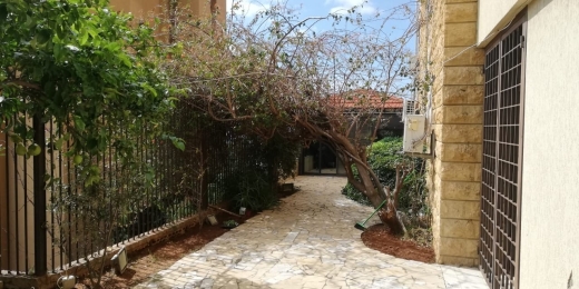 Large Apartment for Sale in the Heart of Naccache with Terrace & Garden — 9