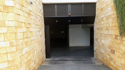 Spacious Apartment 220 sqm For Sale in Bsalim with 4 Underground Parking — 10