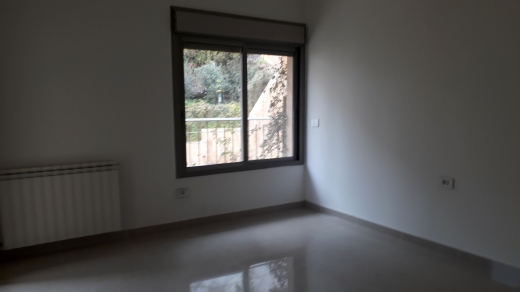 Spacious Apartment For Sale in Antelias With a Nice View — 8