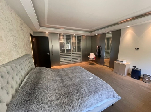 Beautiful & spacious high-end apartment for sale in Mtayleb — 4