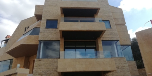 Elegant Villa for Sale With A Nice View in Qornet El Hamra, Metn — 14