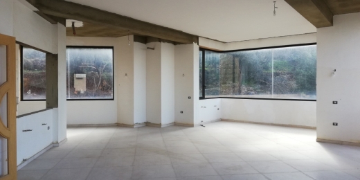 Elegant Villa for Sale With A Nice View in Qornet El Hamra, Metn — 10
