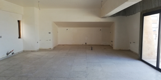 Elegant Villa for Sale With A Nice View in Qornet El Hamra, Metn — 4