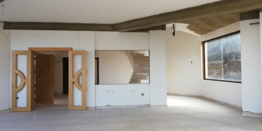 Elegant Villa for Sale With A Nice View in Qornet El Hamra, Metn — 2