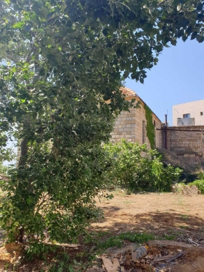 Land With Traditional House for Sale in Dhour Choueir