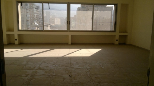 Office for Sale in Zalka