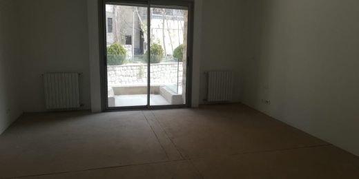 Spacious Apartment for Sale in a classy area of Dik El Mehdi with splendid view — 3