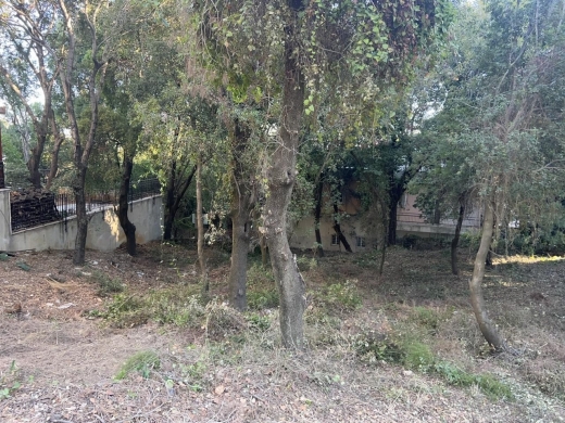 790 SQM Land With Nice View for Sale In Beit Meri