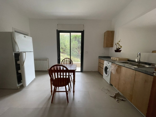 Spacious Deluxe Apartment for Sale In Baabdat — 14