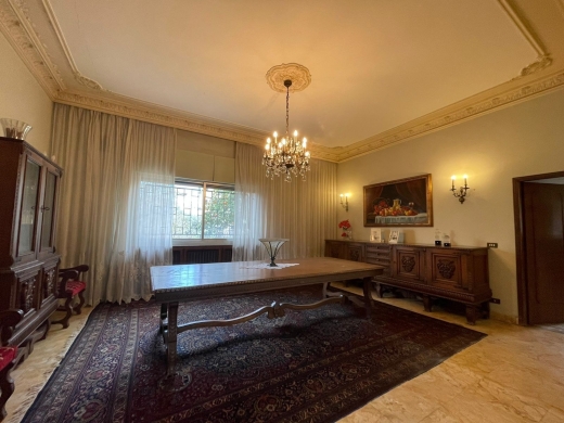 A Traditional Old House With Garden for Sale In Mansourieh — 8