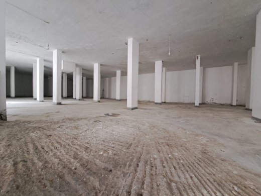 Spacious Warehouse For Sale In Dekweneh
