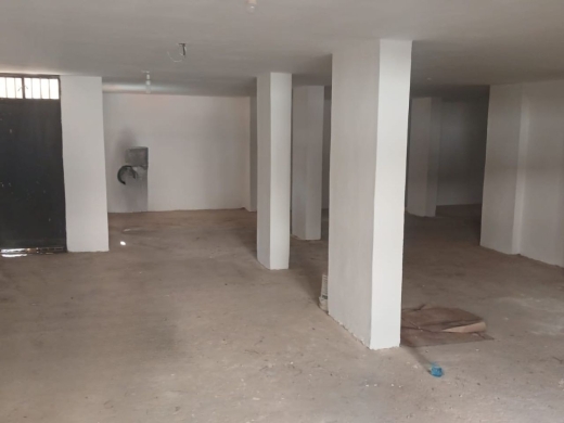 An Open Space Showroom for Sale In Naccache
