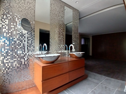 A High-End Finishing Apartment With Panoramic View For Sale In Biyada — 14