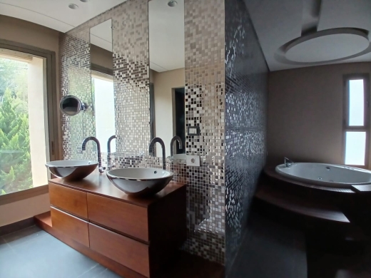 A High-End Finishing Apartment With Panoramic View For Sale In Biyada — 15