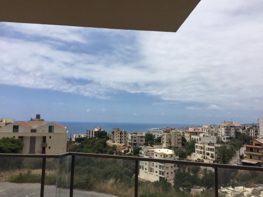 Apartment for Sale in Qartaboun With Terrace & Nice View — 5