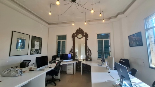 Land With Traditional Lebanese Old House For Sale In The Heart of Jbeil — 2