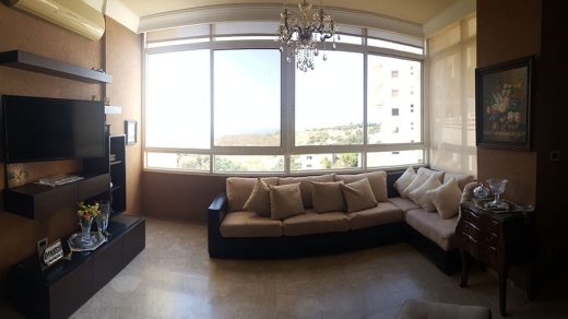 Apartment For Sale in Hboub Facing the Main Road