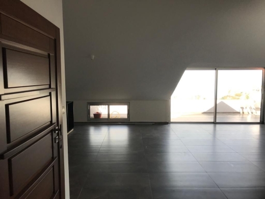 Super Deluxe Duplex For Sale in Halat Jbeil — 7