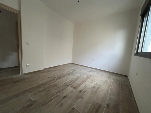 3-Bedroom Apartment With Seaview for Sale In Halat — 6