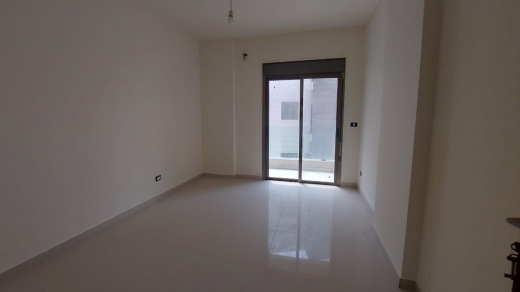 Spacious Apartment for Sale In Halat With A Beautiful View — 4