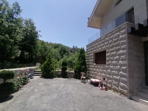 Furnished Villa with Garden for Sale in Aannaya — 24