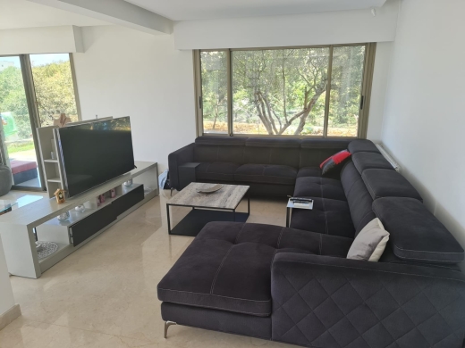 Furnished Villa with Garden for Sale in Aannaya — 2
