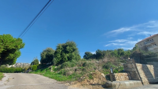 Land for Sale in A Prime Location in Hboub