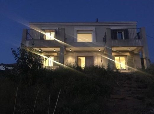 Villa with land For Sale in Laqlouq