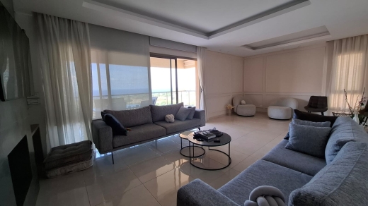 Super Deluxe Apartment For Sale In Jdayel — 2