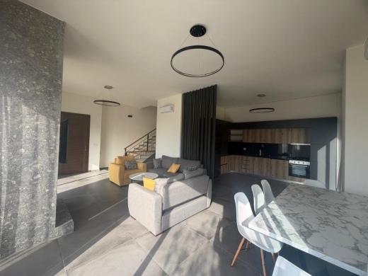 Villa Black: A charming Villa For Sale 10 minutes above Jbeil