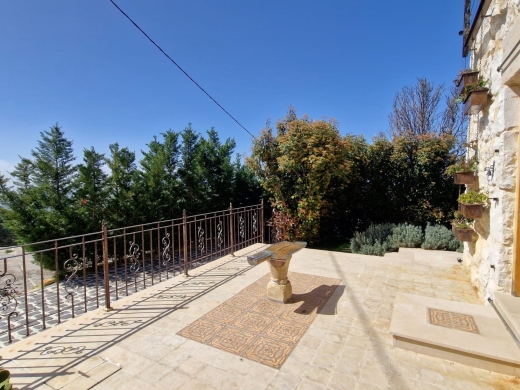 Traditional Stone-House for Sale in Batroun Area — 5