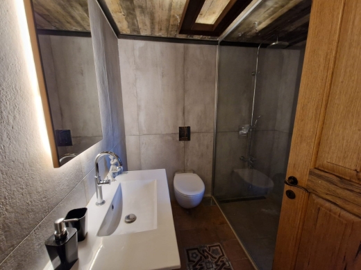 Traditional Stone-House for Sale in Batroun Area — 12
