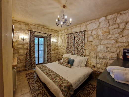 Traditional Stone-House for Sale in Batroun Area — 9