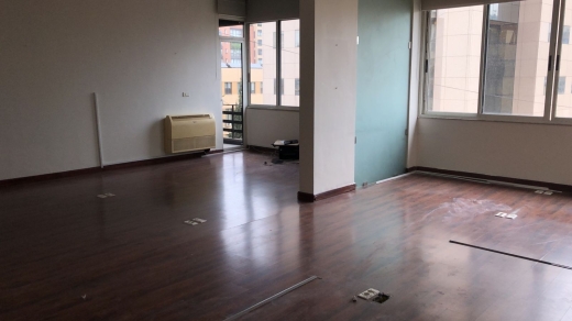 150 SQM Office for Rent in Badaro