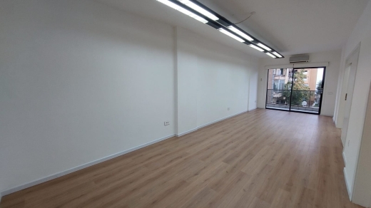 90 SQM Office For Rent In Ain al-Mraiseh