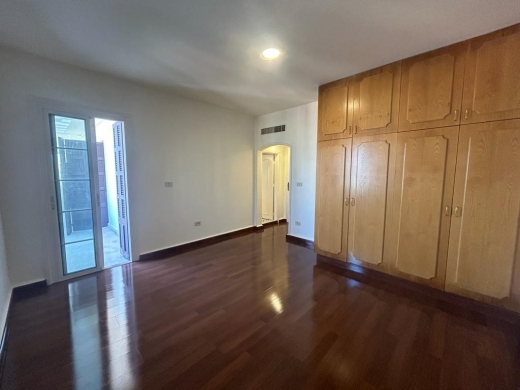 4-Bedroom Apartment for Rent in Zoukak El Blat, Down Town — 7