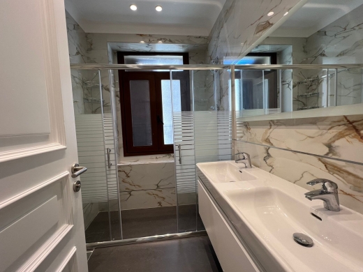 High-End Apartment For Rent in the Golden Area of Achrafieh Carré D'or — 8