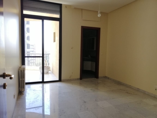 4-Bedroom Apartment with Beautiful Mountain View for Rent in Sioufi, Achrafieh — 10