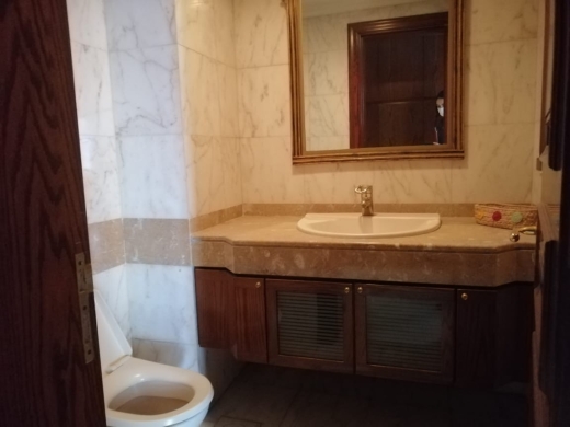 4-Bedroom Apartment with Beautiful Mountain View for Rent in Sioufi, Achrafieh — 13
