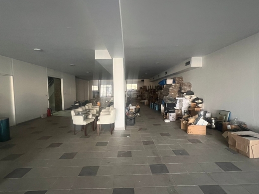 882 SQM Showroom with High Ceiling for Rent in Achrafieh, Corniche Al Nahr — 6