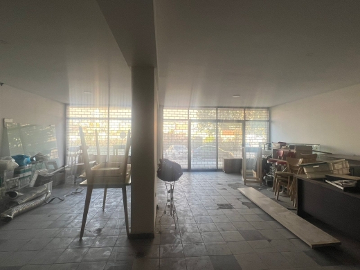 882 SQM Showroom with High Ceiling for Rent in Achrafieh, Corniche Al Nahr — 4
