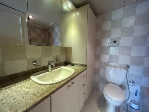 4-Bedroom Apartment for Rent In Clemenceau, Ras Beirut — 14